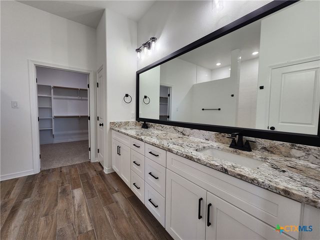 724 Eagle Crest Drive, Salado, TX 76571