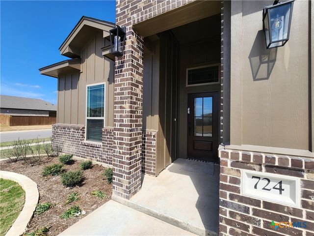 724 Eagle Crest Drive, Salado, TX 76571
