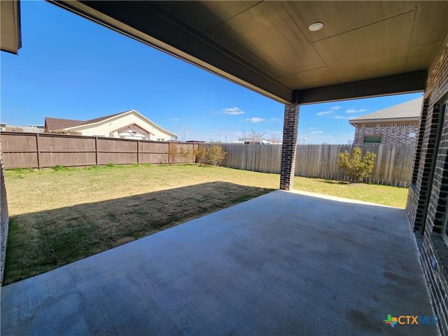 724 Eagle Crest Drive, Salado, TX 76571