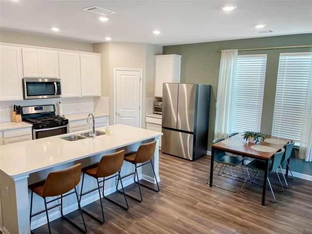 897 Lone Peak WAY, Dripping Springs, TX 78620