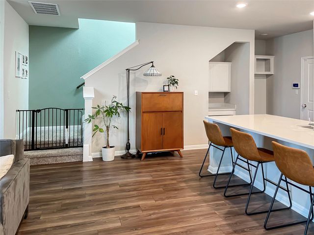 897 Lone Peak WAY, Dripping Springs, TX 78620