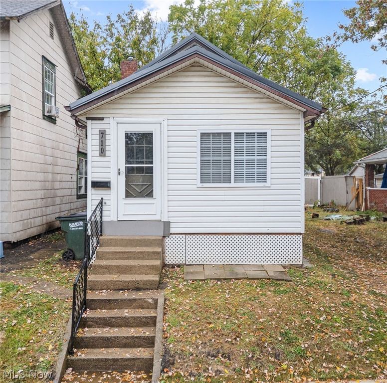 710 N Freedom Avenue, Alliance, OH 44601