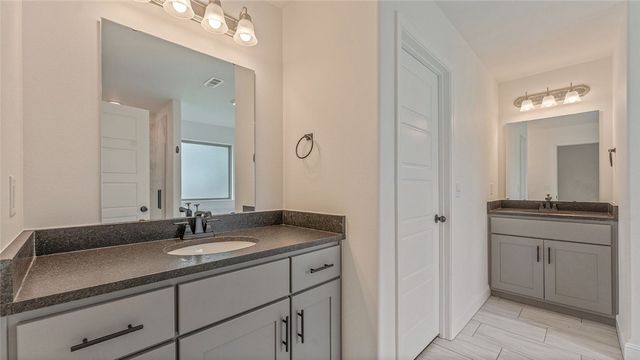 2401 Lock Lane, Pea Ridge, AR 72751