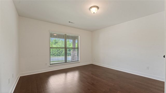 2401 Lock Lane, Pea Ridge, AR 72751