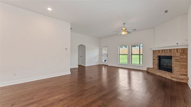 2401 Lock Lane, Pea Ridge, AR 72751
