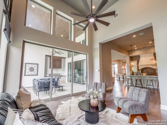 1410 Burgundy, New Braunfels, TX 78132
