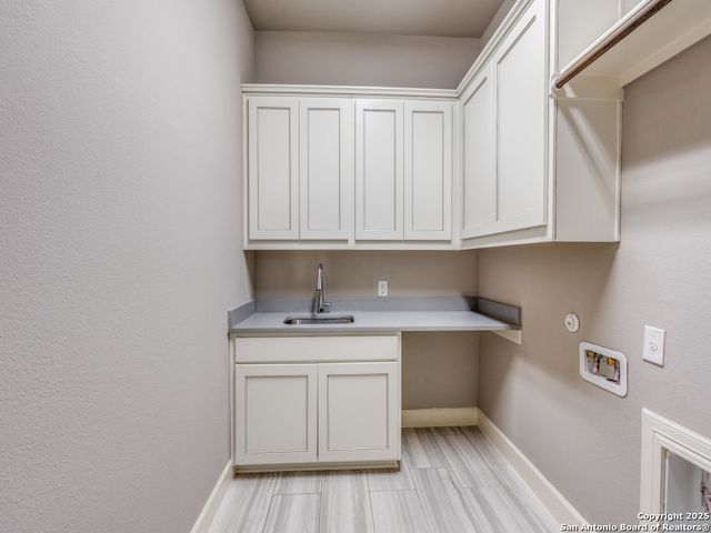 1410 Burgundy, New Braunfels, TX 78132