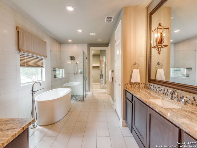 1410 Burgundy, New Braunfels, TX 78132