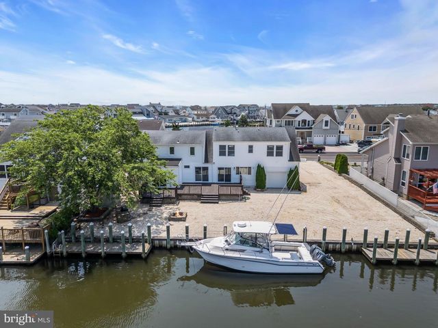 974 CAPSTAN DR, Forked River, NJ 08731