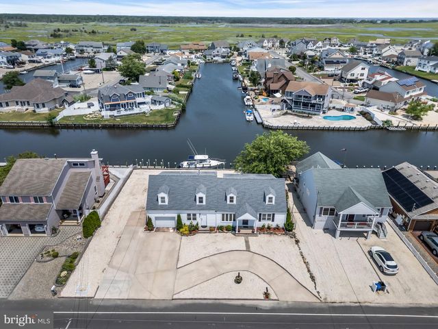 974 CAPSTAN DR, Forked River, NJ 08731
