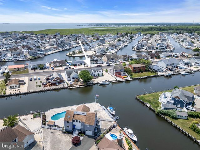 974 CAPSTAN DR, Forked River, NJ 08731