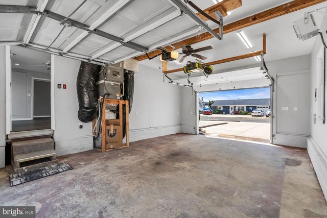 974 CAPSTAN DR, Forked River, NJ 08731