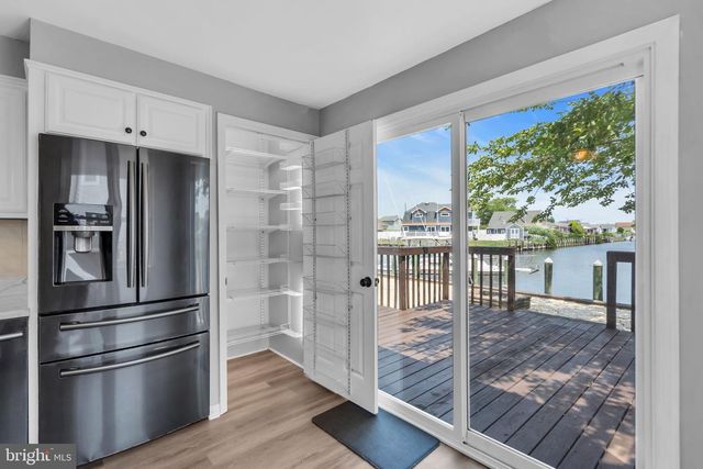 974 CAPSTAN DR, Forked River, NJ 08731