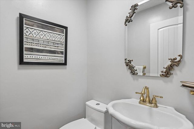 10240 COLEBROOK AVE, Potomac, MD 20854
