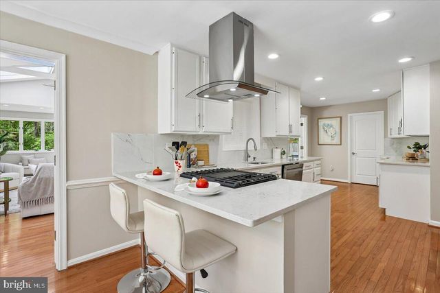 10240 COLEBROOK AVE, Potomac, MD 20854