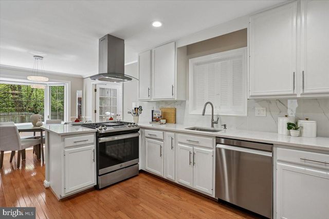 10240 COLEBROOK AVE, Potomac, MD 20854