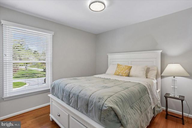 10240 COLEBROOK AVE, Potomac, MD 20854