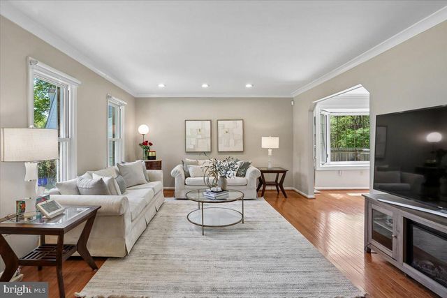 10240 COLEBROOK AVE, Potomac, MD 20854