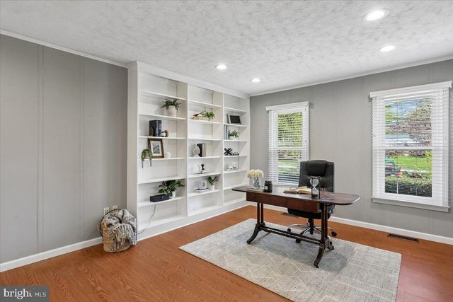 10240 COLEBROOK AVE, Potomac, MD 20854