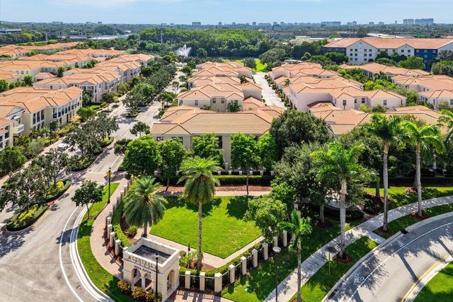 704 NW 83rd Place, Boca Raton, FL 33487