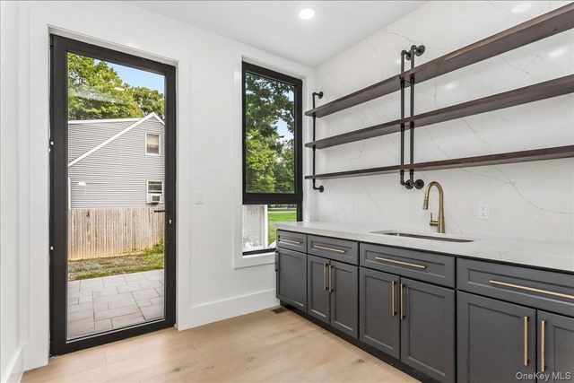 1080 Westminster Avenue, Dix Hills, NY 11746