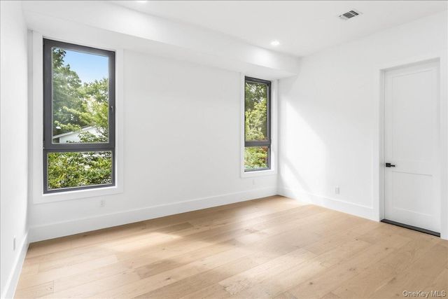 1080 Westminster Avenue, Dix Hills, NY 11746