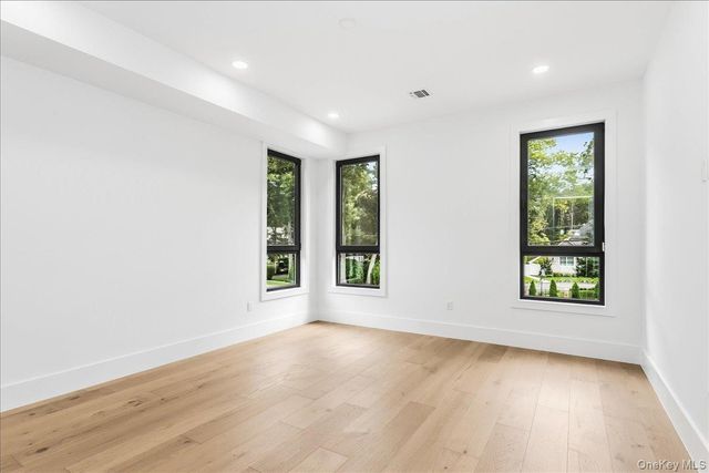 1080 Westminster Avenue, Dix Hills, NY 11746