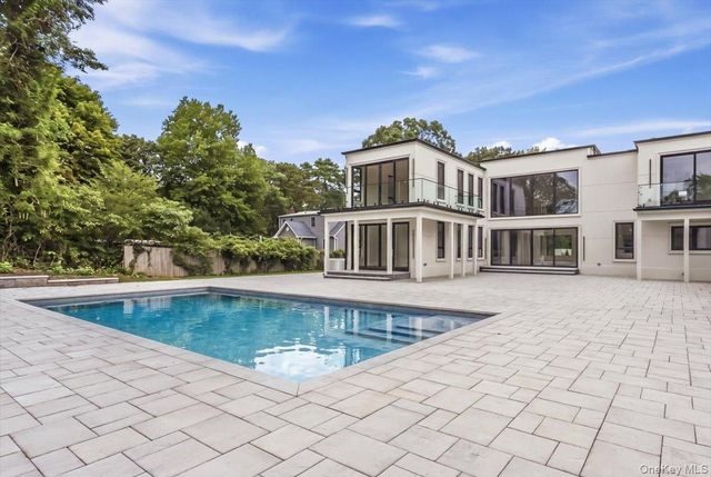 1080 Westminster Avenue, Dix Hills, NY 11746