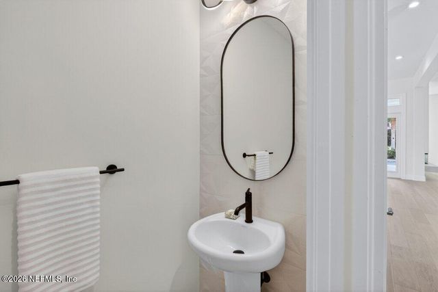 6 RIVIERA Place, Palm Coast, FL 32137