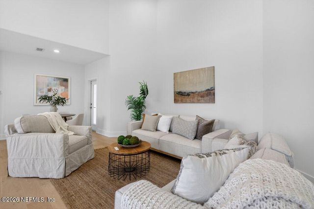 6 RIVIERA Place, Palm Coast, FL 32137