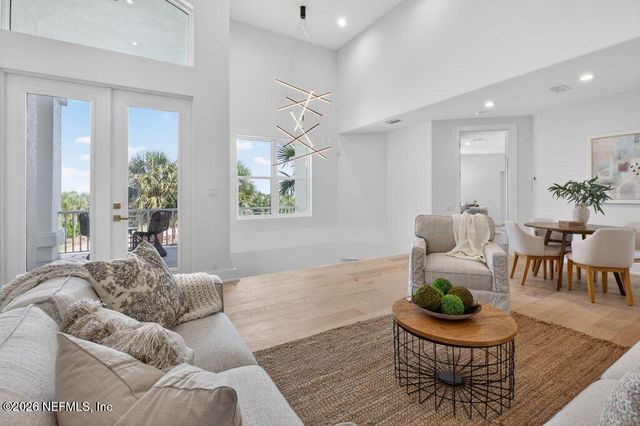 6 RIVIERA Place, Palm Coast, FL 32137