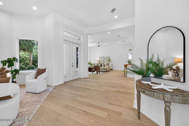 6 RIVIERA Place, Palm Coast, FL 32137