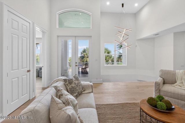 6 RIVIERA Place, Palm Coast, FL 32137