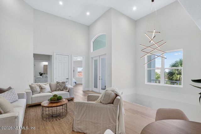 6 RIVIERA Place, Palm Coast, FL 32137