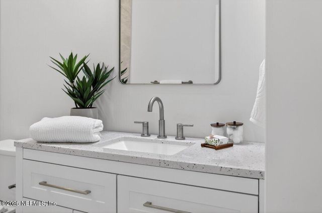 6 RIVIERA Place, Palm Coast, FL 32137