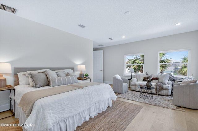 6 RIVIERA Place, Palm Coast, FL 32137