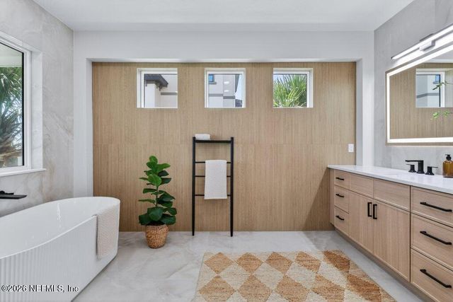 6 RIVIERA Place, Palm Coast, FL 32137