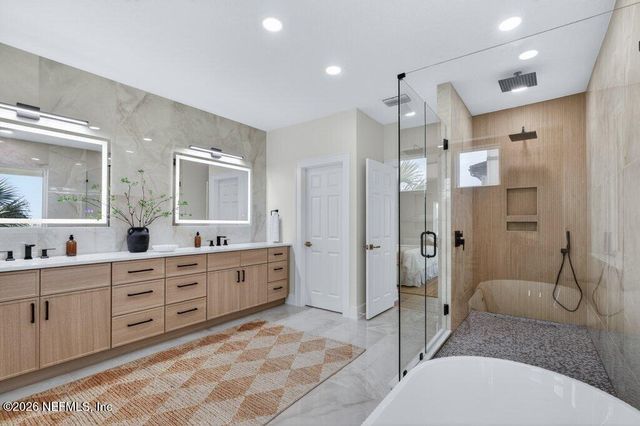 6 RIVIERA Place, Palm Coast, FL 32137