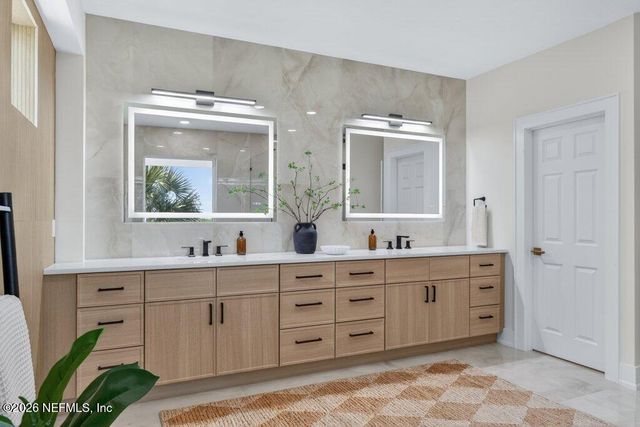 6 RIVIERA Place, Palm Coast, FL 32137