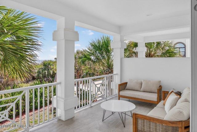 6 RIVIERA Place, Palm Coast, FL 32137