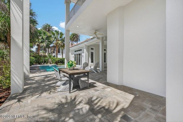 6 RIVIERA Place, Palm Coast, FL 32137