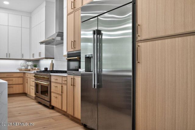 6 RIVIERA Place, Palm Coast, FL 32137