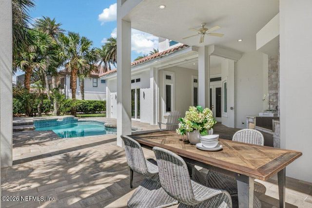 6 RIVIERA Place, Palm Coast, FL 32137