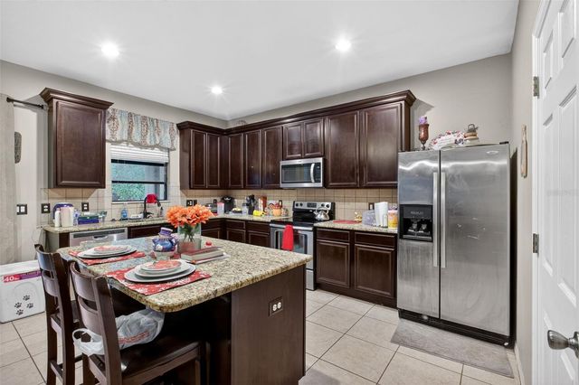 1875 WATERSIDE OAKS DRIVE, Orange City, FL 32763