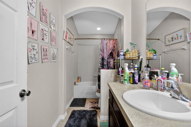 1875 WATERSIDE OAKS DRIVE, Orange City, FL 32763