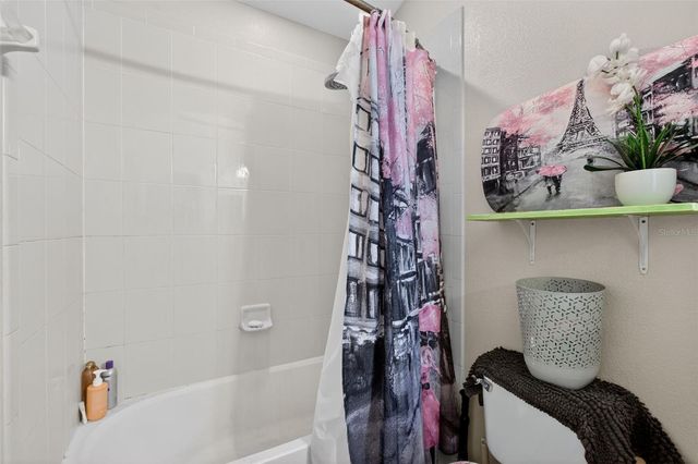 1875 WATERSIDE OAKS DRIVE, Orange City, FL 32763