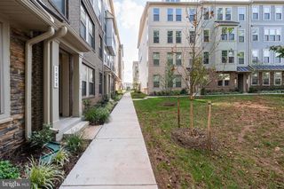 707 THOMAS LN #B, Manassas Park, VA 20111