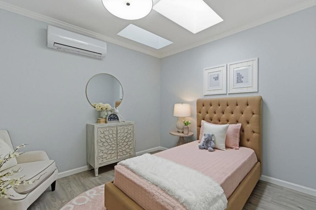 Image 14 of property listing at 409 S Idaho Street, San Mateo, CA 94402