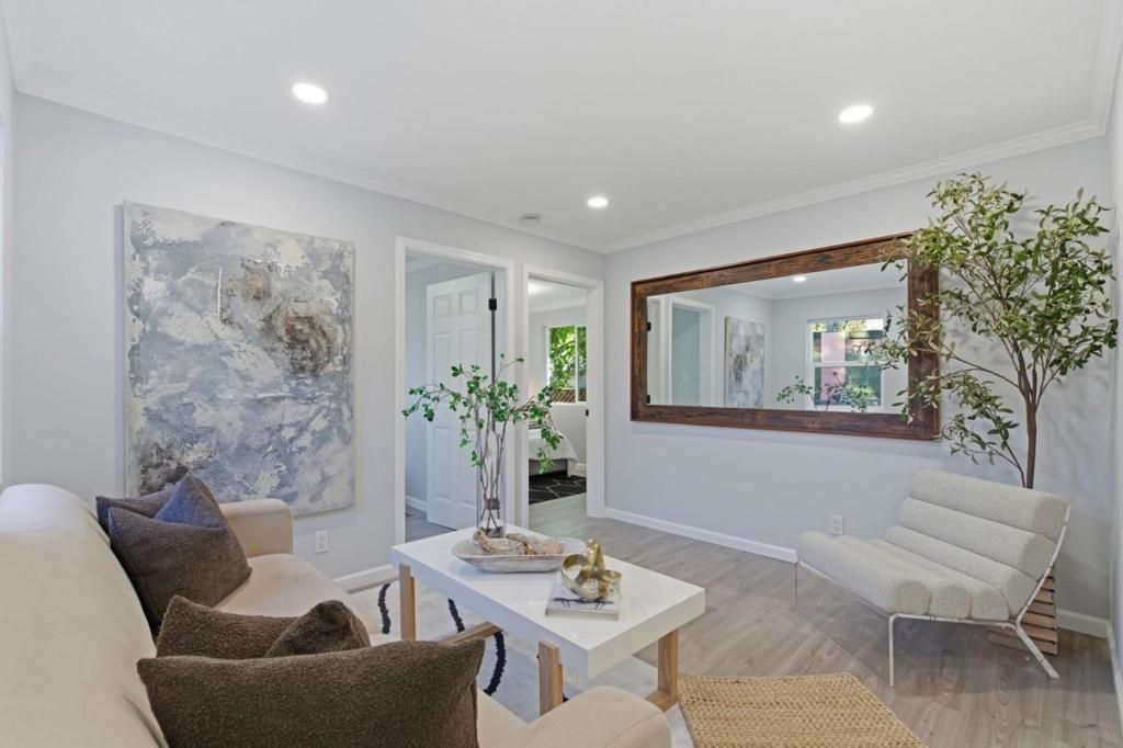 Image 29 of property listing at 409 S Idaho Street, San Mateo, CA 94402