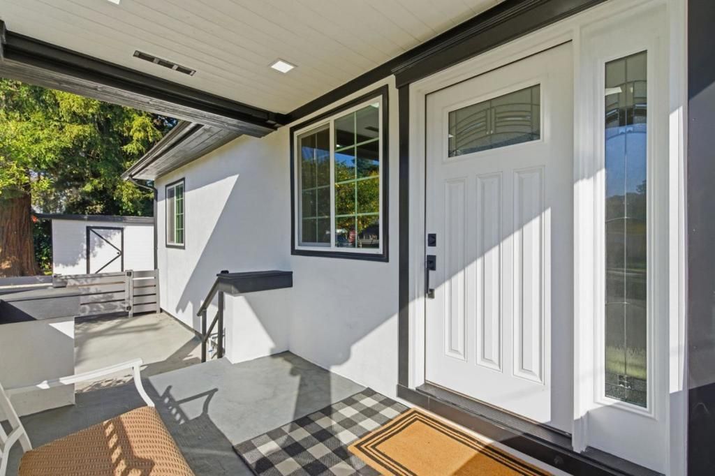 Image 5 of property listing at 409 S Idaho Street, San Mateo, CA 94402